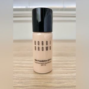 Bobbi Brown Foundation